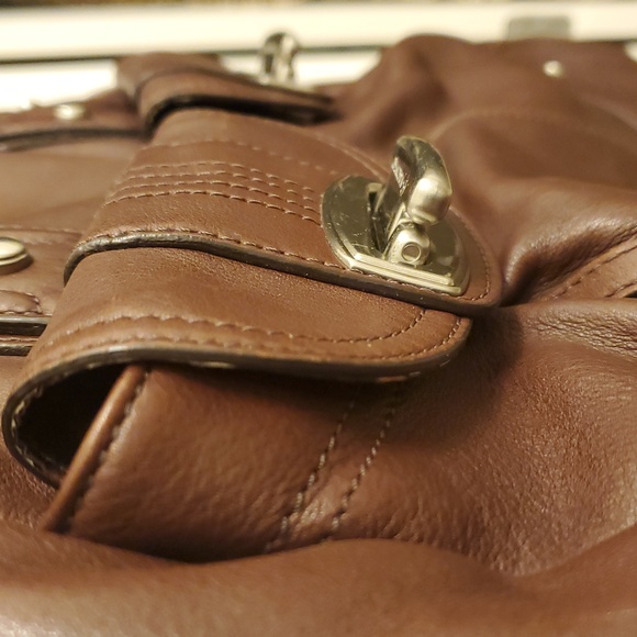 B. Makowsky Handbag - Picture 6 of 10